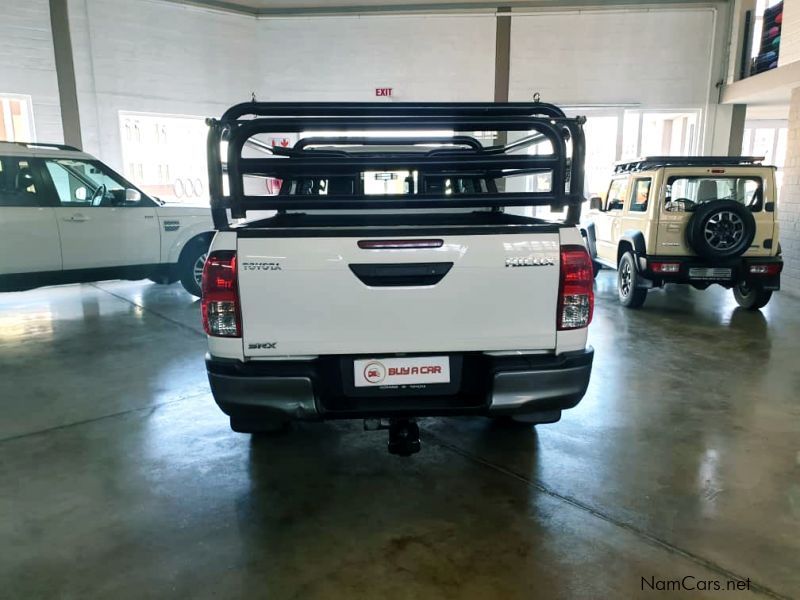 Toyota HILUX 2.4 RB EXTRA CAB in Namibia