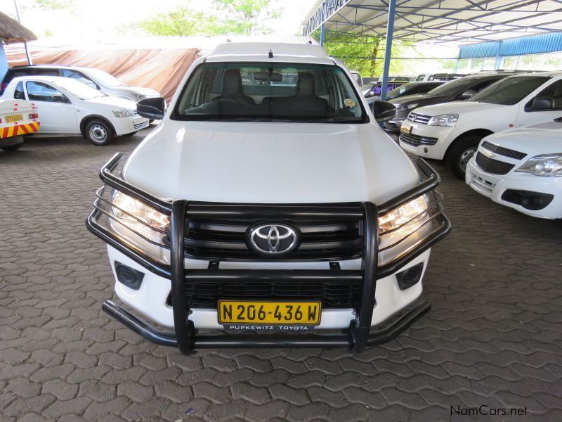 Toyota HILUX 2000VVTI A/CON in Namibia