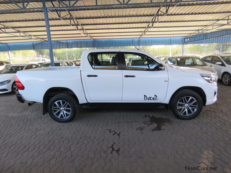 Toyota HILUX 4000 V6 DAKAR D/CAB 4X4 AUTO in Namibia