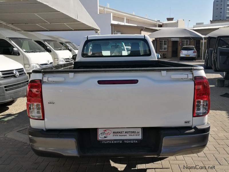 Toyota Hilux 2.4 DG A/C P/U S/C in Namibia