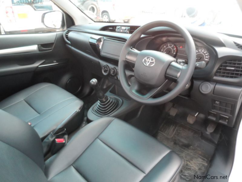 Toyota Hilux 2.4 GD S/Cab A/C in Namibia