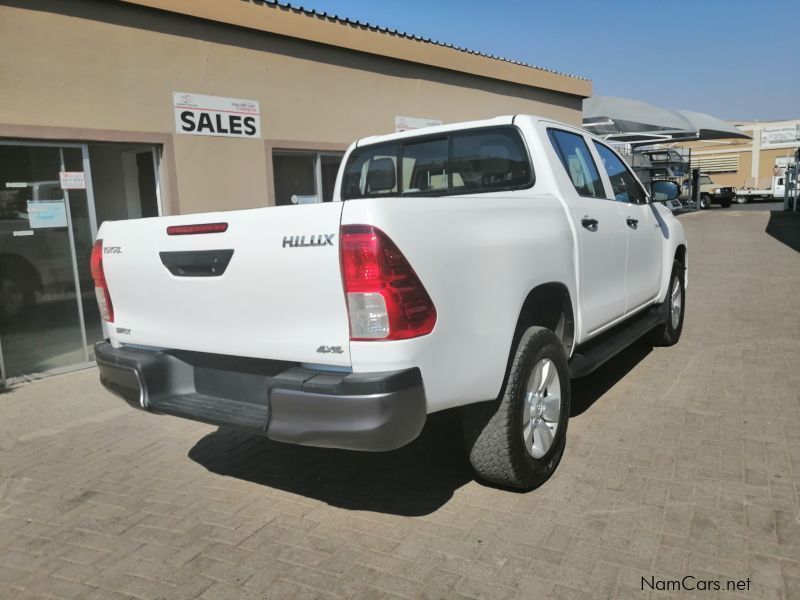 Toyota Hilux 2.4 GD6 4x4 manual D/C in Namibia