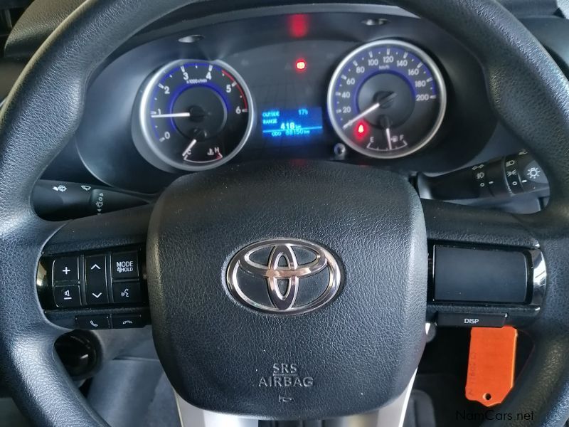 Toyota Hilux 2.4 SRX D/Cab 4x4 in Namibia