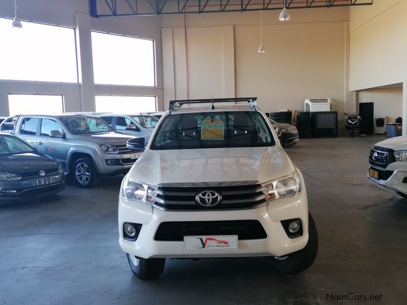 Toyota Hilux 2.4 SRX D/Cab 4x4 in Namibia