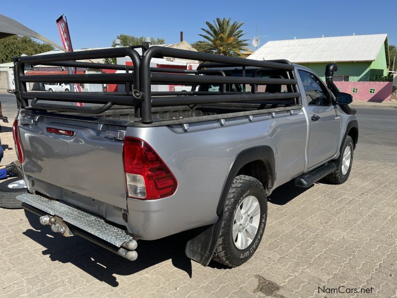 Toyota Hilux 2.4 SRX S/C 4x4 in Namibia