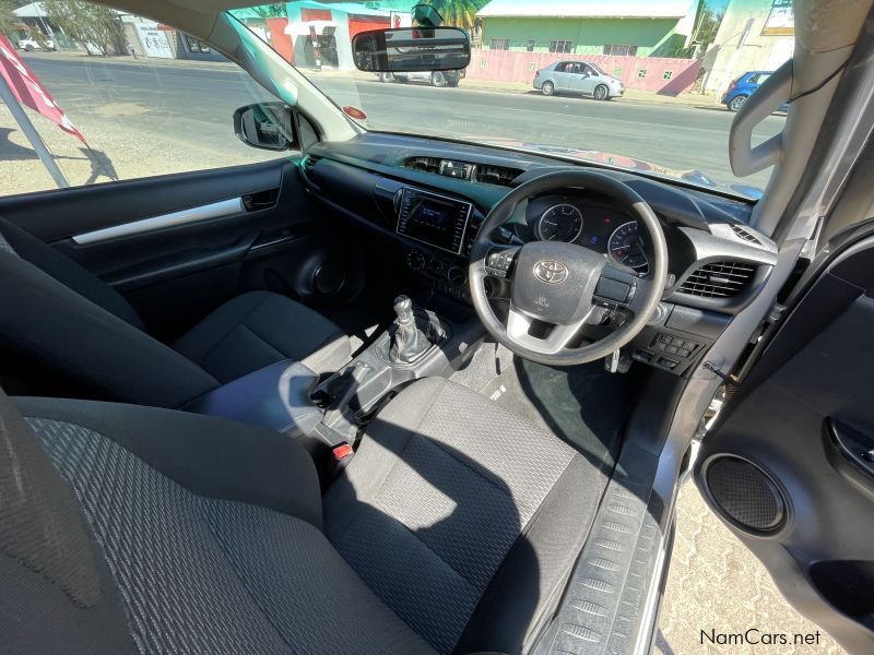 Toyota Hilux 2.4 SRX S/C 4x4 in Namibia