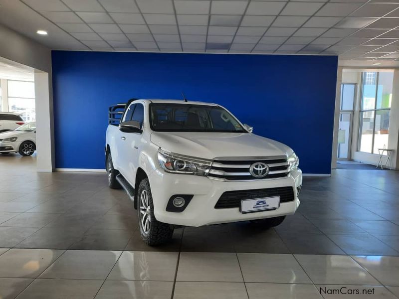 Toyota Hilux 2.8GD6 Raider 4x4 E/C MT in Namibia