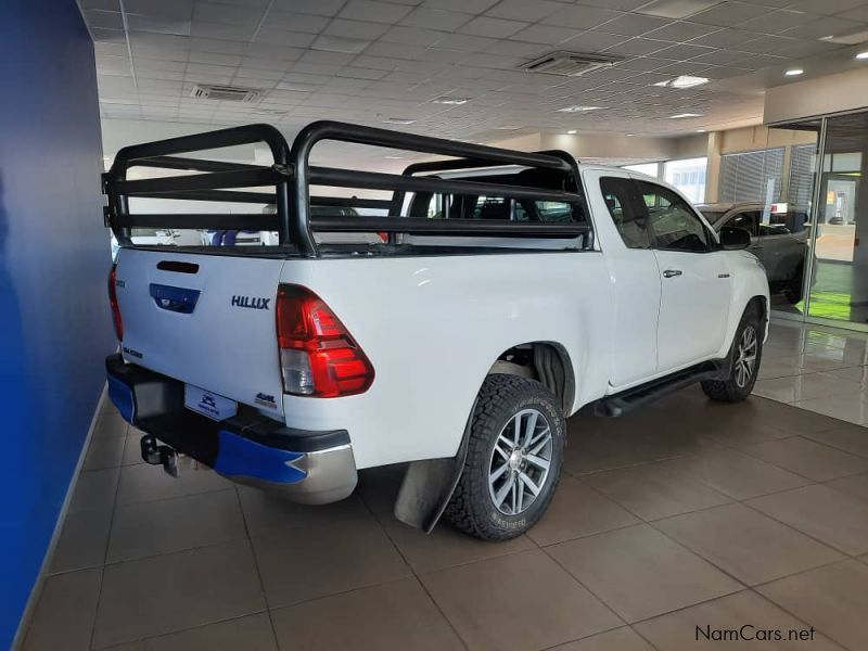 Toyota Hilux 2.8GD6 Raider 4x4 E/C MT in Namibia