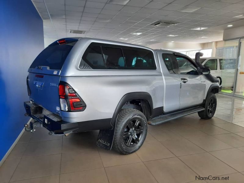 Toyota Hilux 2.8GD6 Raider E/C 4x4 M/T in Namibia