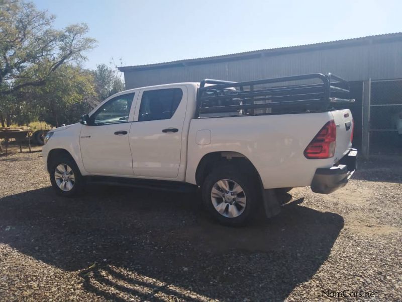 Toyota Hilux DC 2.4GD6 4X4 SRX AT in Namibia