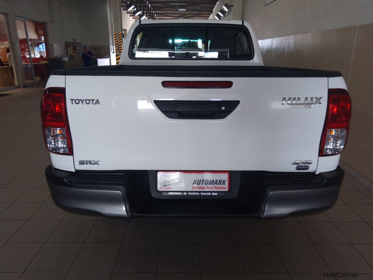 Toyota Hilux Double Cab Hilux DC 2.4GD6 4x4 SRX MT (Y14) in Namibia