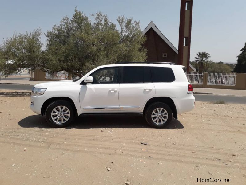 Toyota Land Cruiser 200 series VX v8 in Namibia