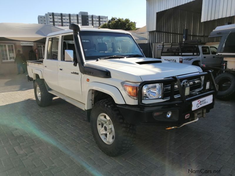 Toyota Land Cruiser 4.5D V8 in Namibia