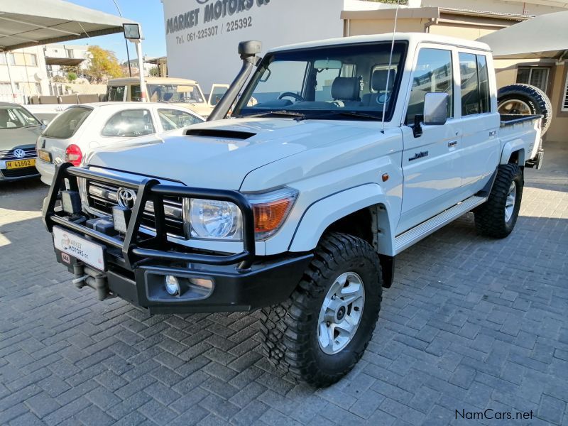 Toyota Land Cruiser 4.5D V8 in Namibia