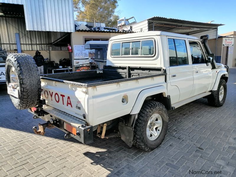 Toyota Land Cruiser 4.5D V8 in Namibia