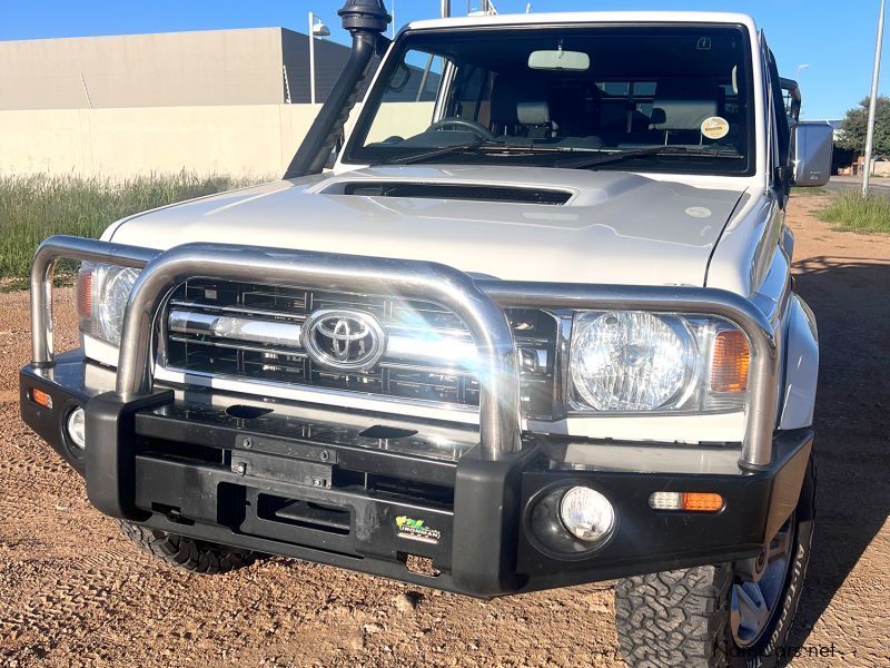 Toyota Land Cruiser LX V8 in Namibia