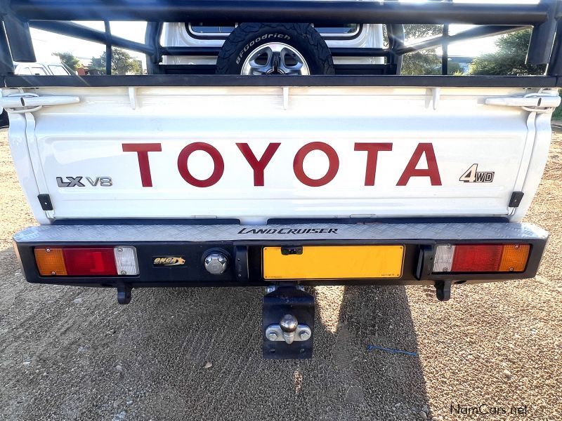 Toyota Land Cruiser LX V8 in Namibia