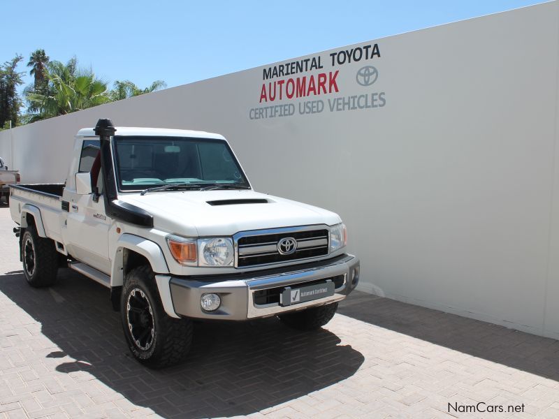 Toyota Land Cruiser SC 4.5 Diesel V8 in Namibia