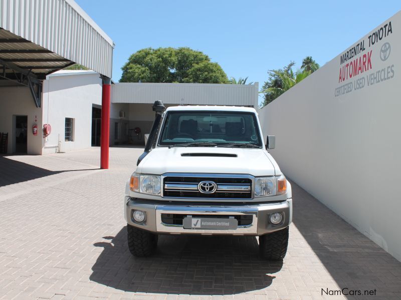 Toyota Land Cruiser SC 4.5 Diesel V8 in Namibia