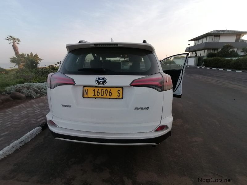 Toyota RAV 4, 2.OL in Namibia