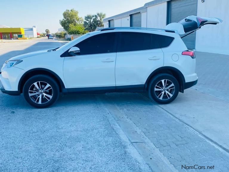 Toyota RAV 4 GX in Namibia