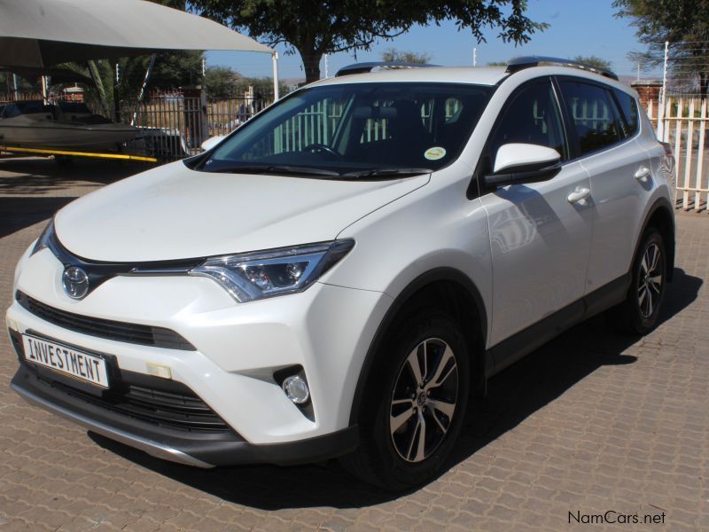 Toyota RAV4 2.0I A/T GX 4X2 in Namibia