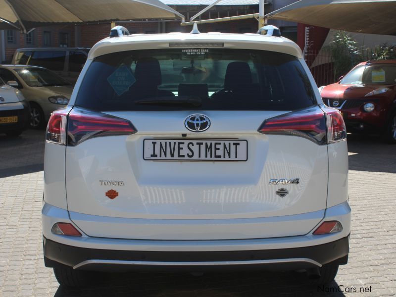 Toyota RAV4 2.0I A/T GX 4X2 in Namibia