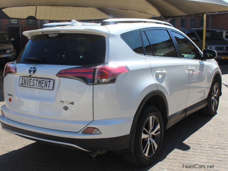 Toyota RAV4 2.0I A/T GX 4X2 in Namibia