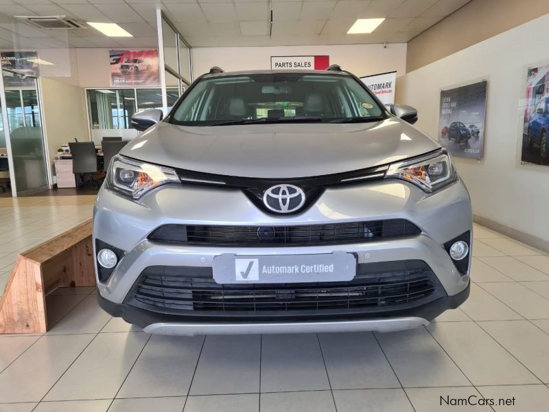 Toyota RAV4 2.2 VX DIESEL AWD AT in Namibia