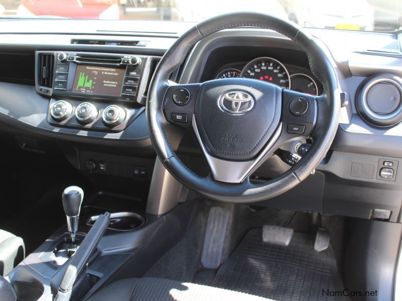 Toyota Rav 4  2.0 GX A/T in Namibia