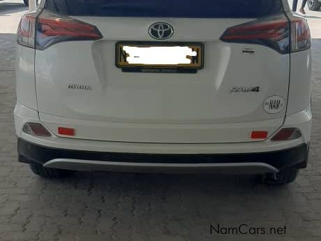 Toyota Rav 4 2.0 A/T in Namibia