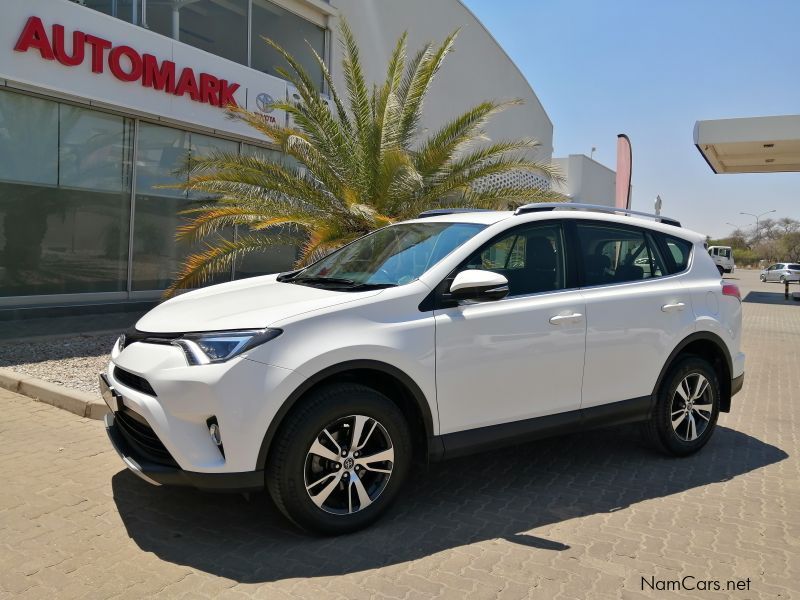 Toyota TOYOTA RAV4 2.0 GX 2WD in Namibia