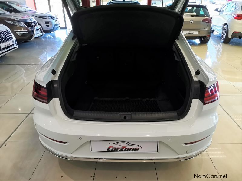 Volkswagen Arteon 2.0 TSI R-Line DSG 4Motion 206Kw in Namibia