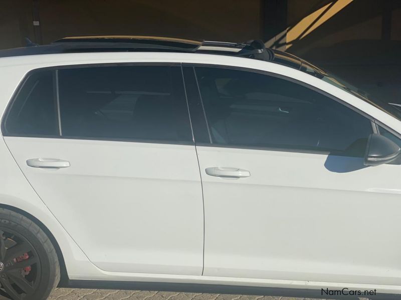 Volkswagen Golf 7.5 TSI 1.4L COMFORTLINE DSG R-LINE in Namibia