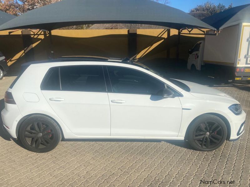 Volkswagen Golf 7.5 TSI 1.4L COMFORTLINE DSG R-LINE in Namibia