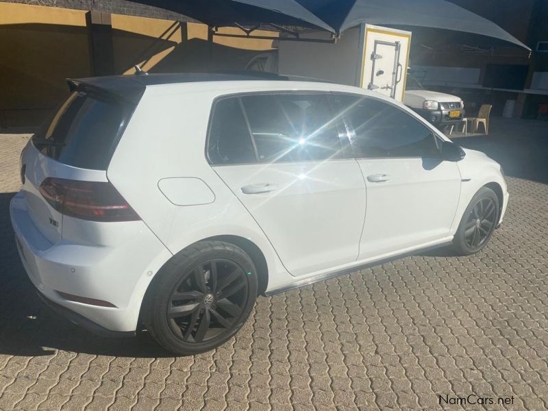 Volkswagen Golf 7.5 TSI 1.4L COMFORTLINE DSG R-LINE in Namibia