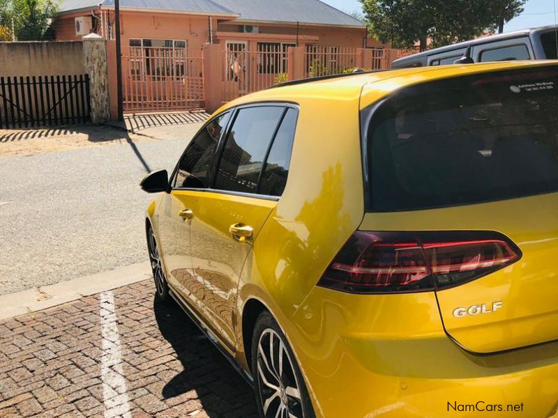 Volkswagen Golf 7.5 r-line in Namibia