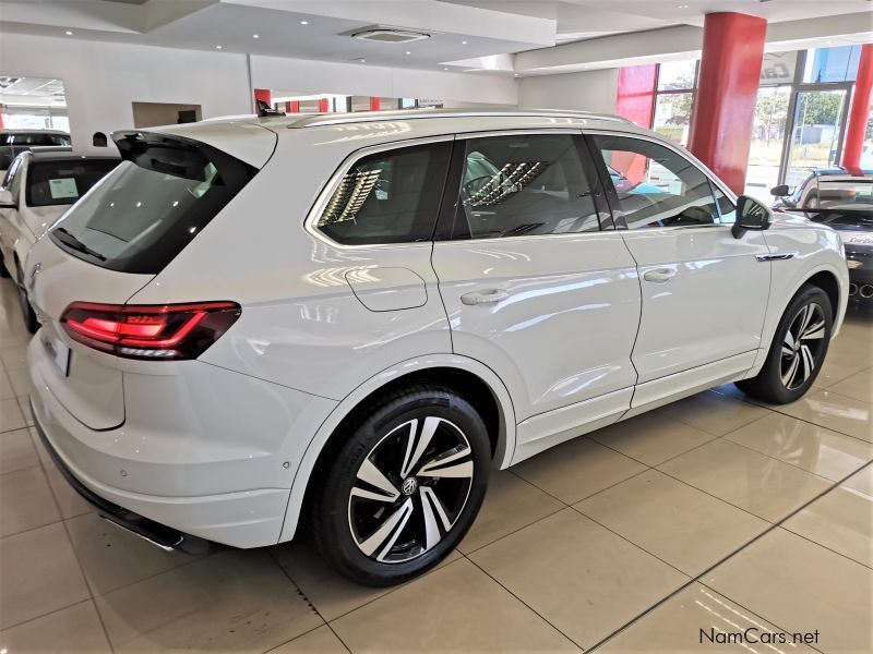 Volkswagen Touareg 3.0 Tdi V6 Luxury R-Line 190Kw in Namibia