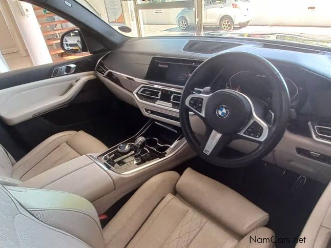 BMW X5 M50d in Namibia