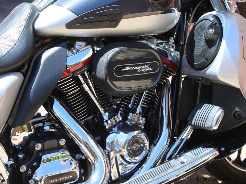 Harley-Davidson Street Glide CVO 117 in Namibia