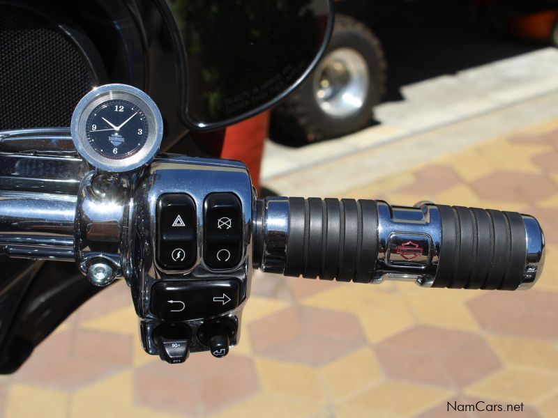 Harley-Davidson Street Glide CVO 117 in Namibia