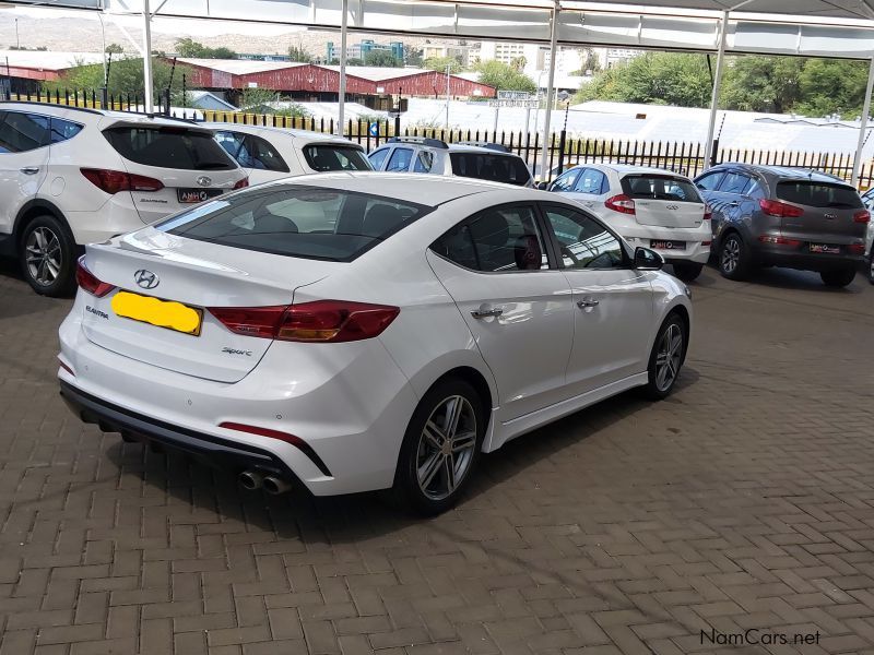 Hyundai Elantra Turbo Sport in Namibia