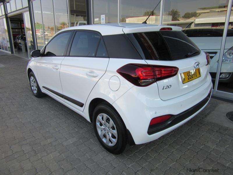 Hyundai I20 1,4L Fluid Man Petrol in Namibia