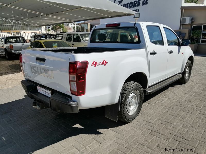 Isuzu D-MAX  250 Hi-Rider 4x4 in Namibia