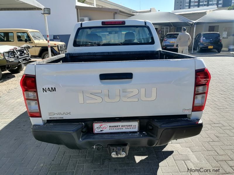 Isuzu D-MAX  250 Hi-Rider 4x4 in Namibia