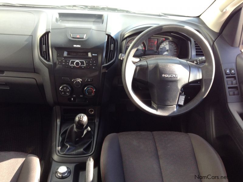 Isuzu D-MAX 250 4x4 Hi Rider D/CAB in Namibia