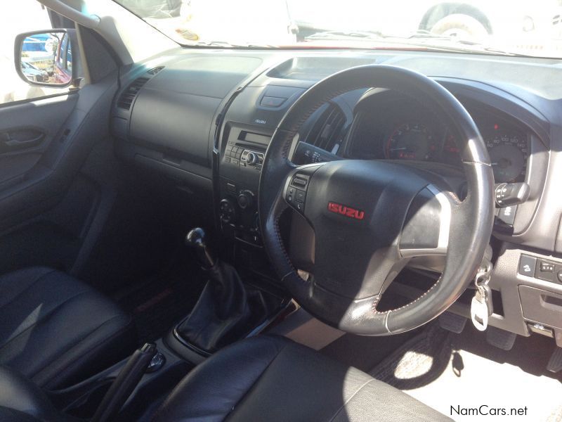 Isuzu D-MAX 250 4x4 X-Rider D/CAB in Namibia