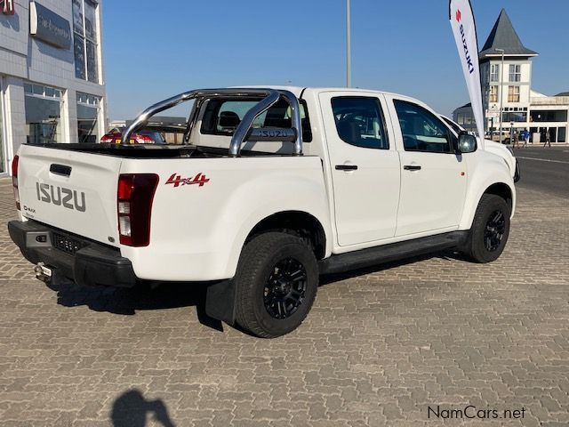 Isuzu DMAX 250 HI RIDER 4X4 in Namibia