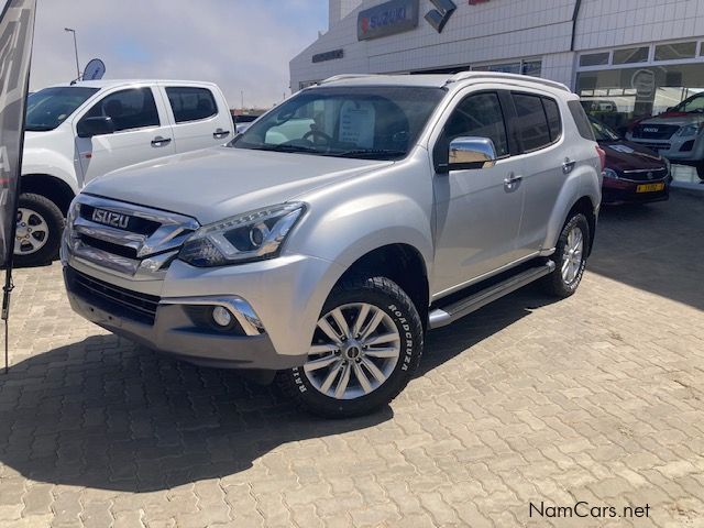 Isuzu ISUZU DMAX MUX 3.0 4X4 AUTO in Namibia