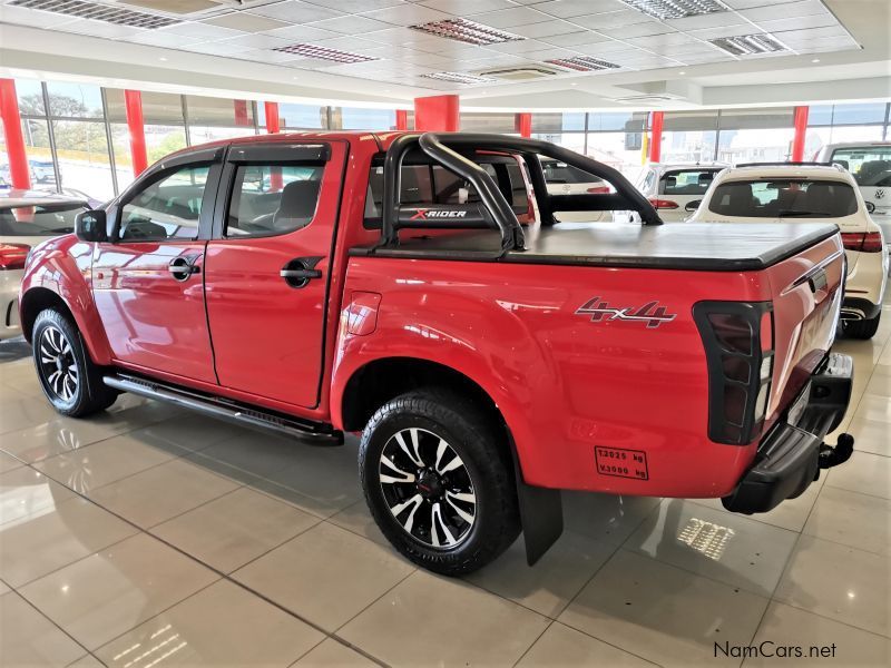 Isuzu KB 250 D-Max 4x4 Manual D/Cab X-Raider in Namibia